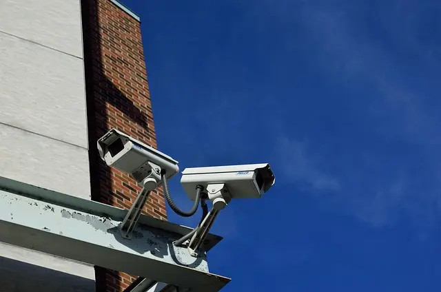 Cómo seleccionar el servicio de seguridad perfecto para tu hogar