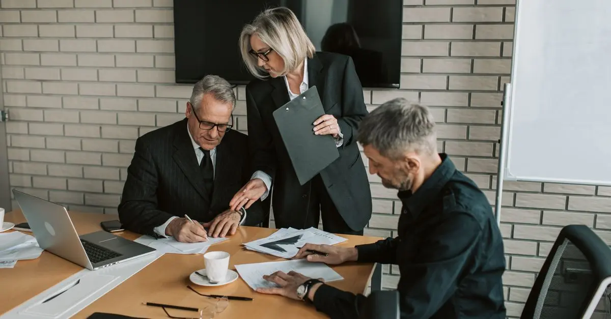 Consejos para elegir el mejor servicio de seguridad para tu empresa