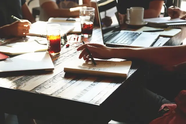 Cómo elegir el servicio de seguridad ideal para tu empresa